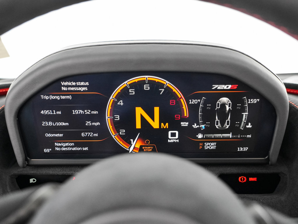 Used 2023 McLaren 720S Performance photo 9