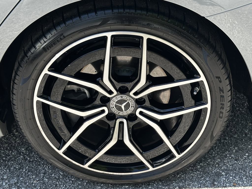 2025 Mercedes-Benz C 300 Sedan