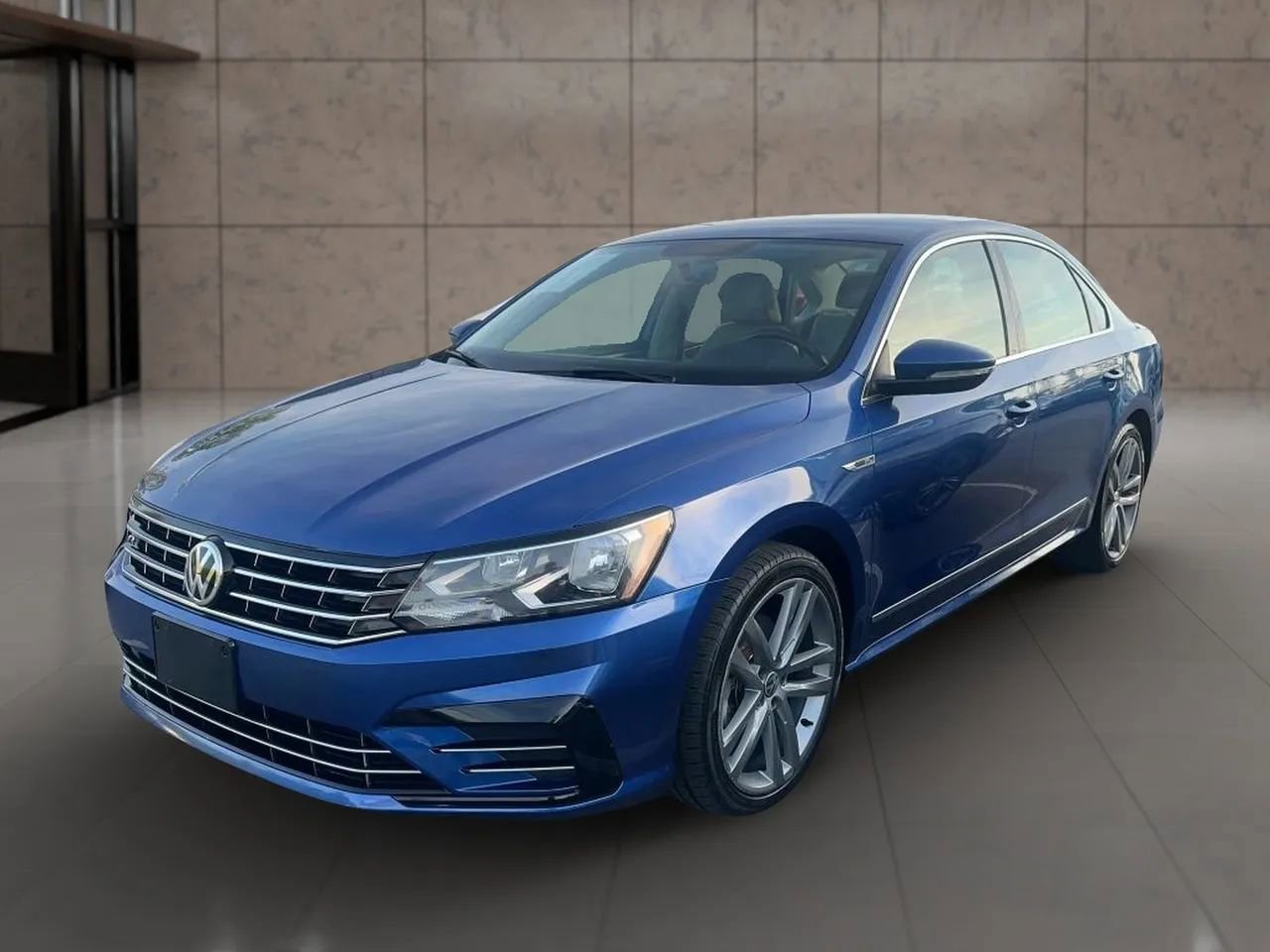 2017 Volkswagen Passat 1.8T R-Line