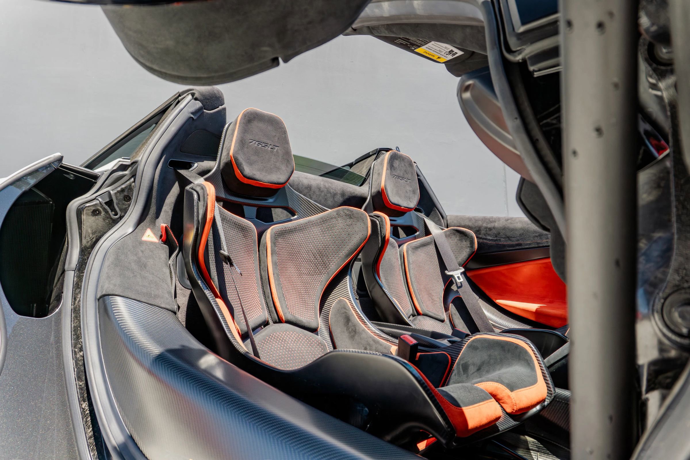 Used 2022 McLaren 765LT photo 62