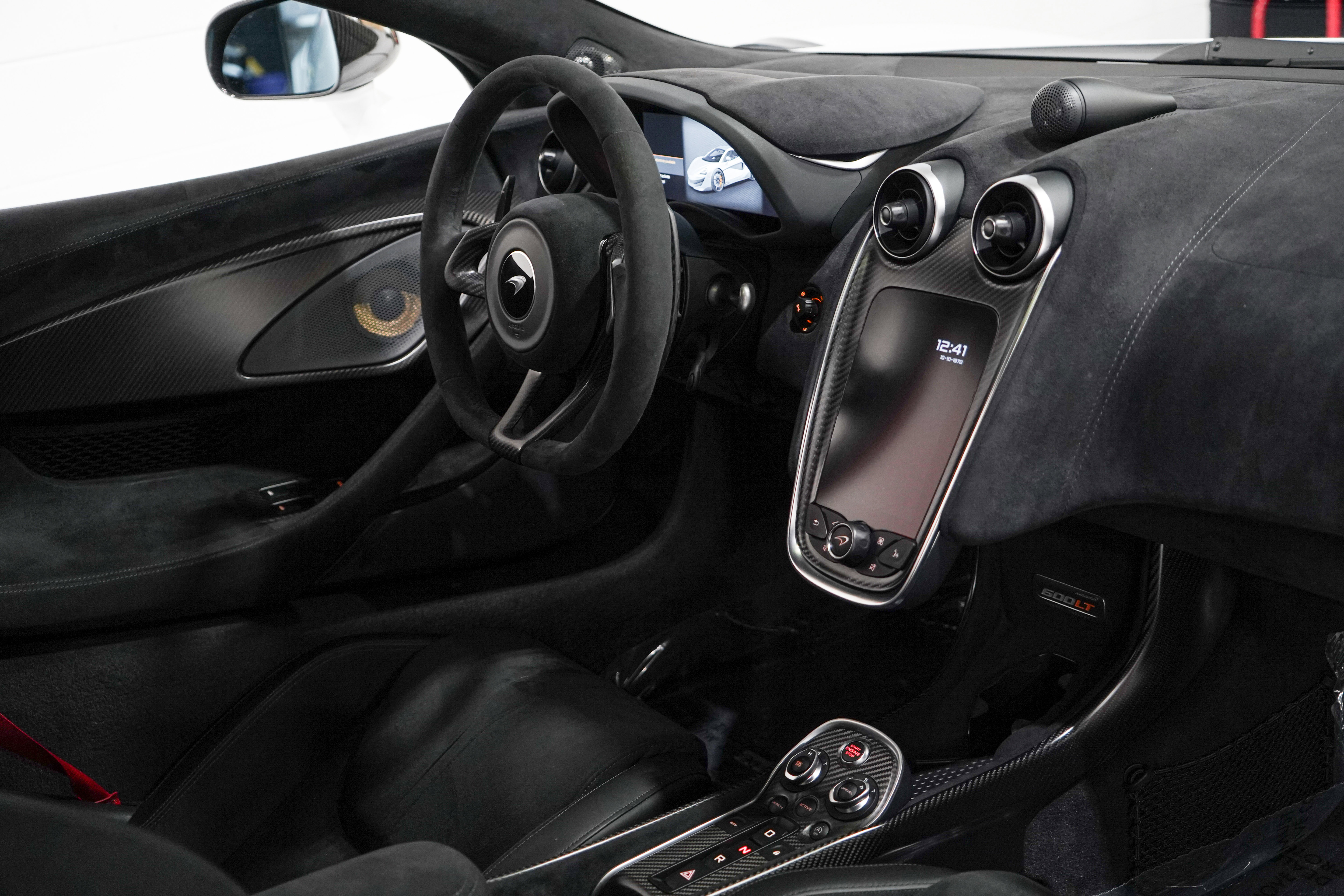 Used 2019 McLaren 600LT photo 17
