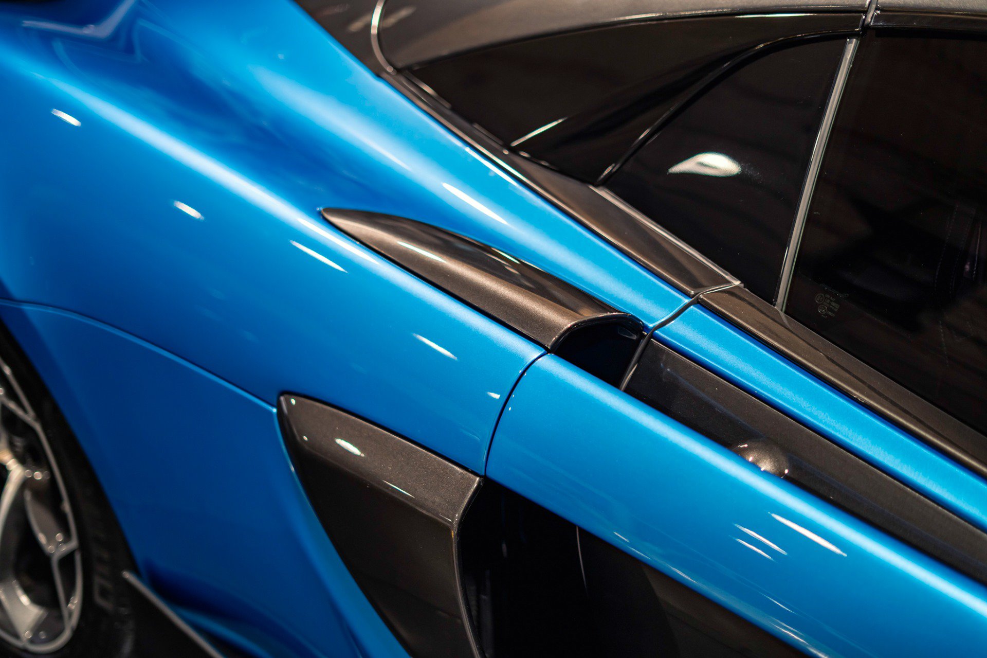 Used 2020 McLaren 600LT Spider photo 15
