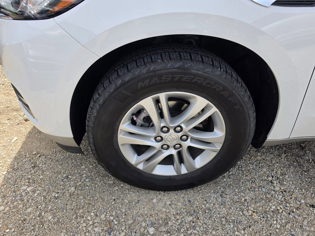 2020 Buick Enclave Essence