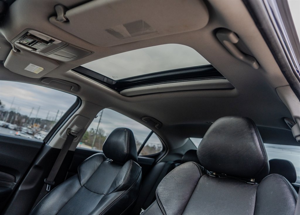 2017 Acura TLX w/ Technology Package