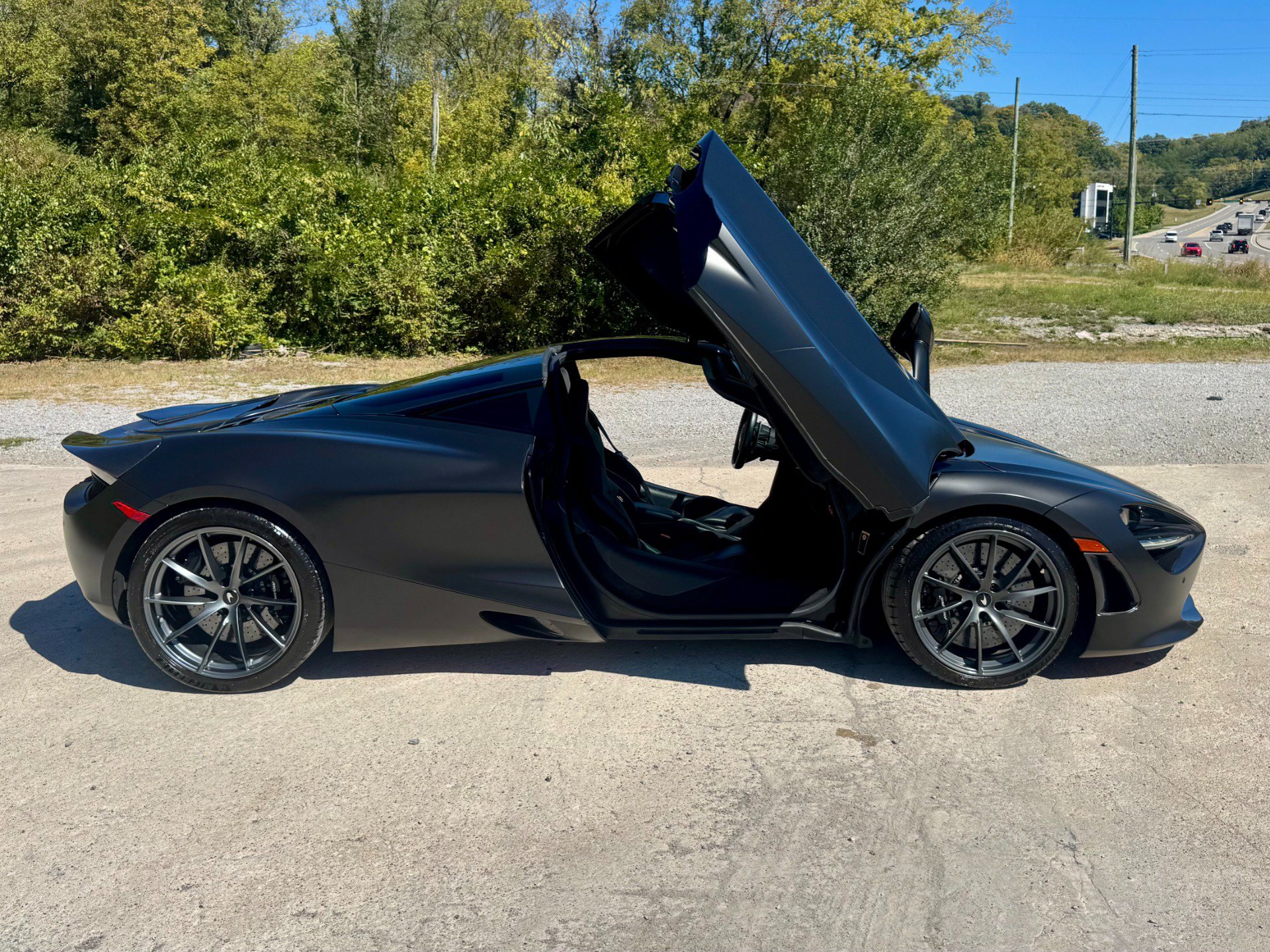 Used 2019 McLaren 720S Performance photo 7
