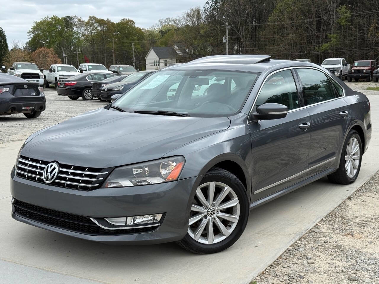 2013 Volkswagen Passat 2.5 SEL Premium