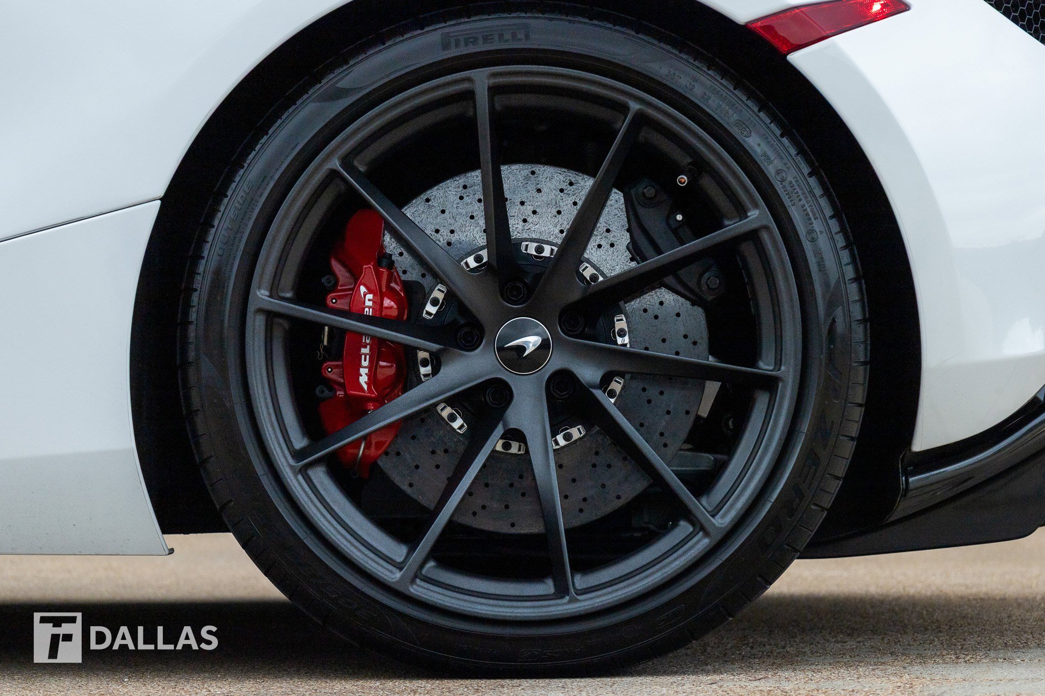 Used 2022 McLaren 720S Performance photo 9
