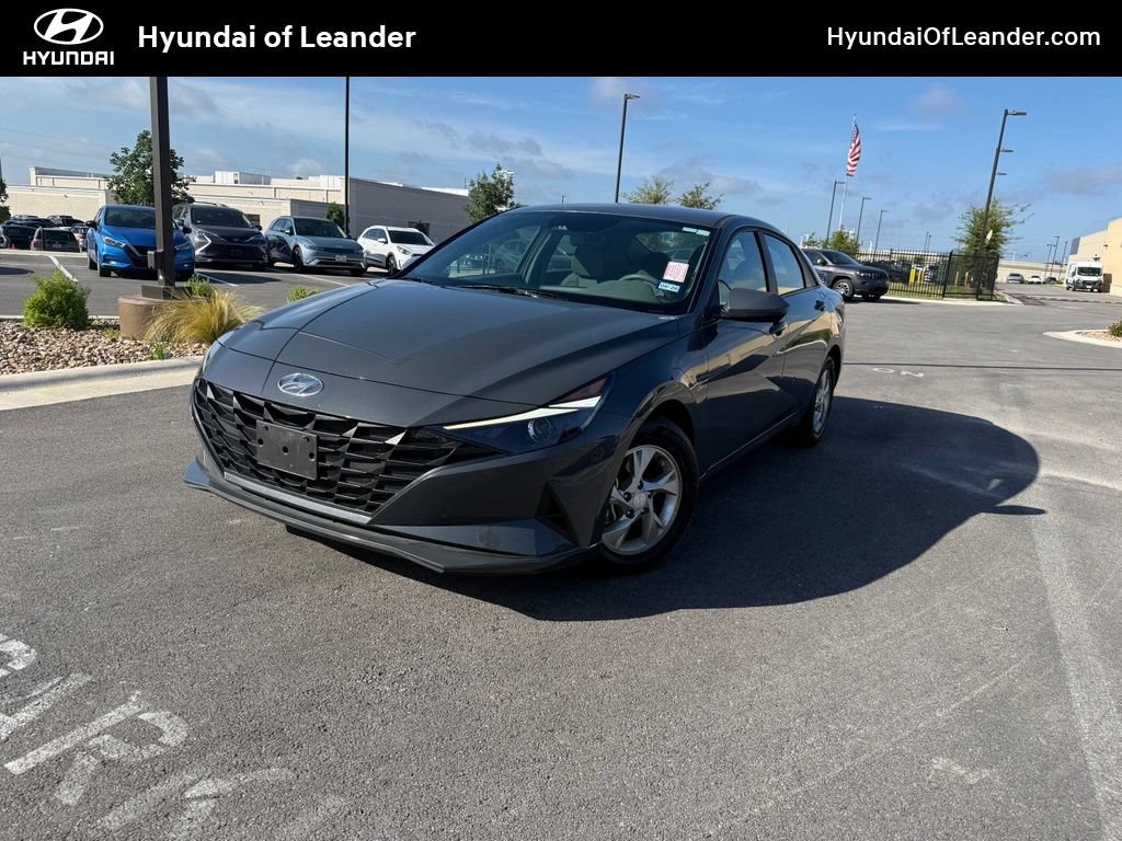 Certified 2023 Hyundai Elantra SE w/ Preferred Accessory Package