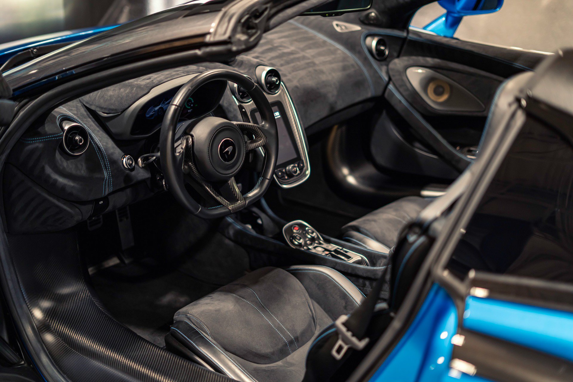 Used 2020 McLaren 600LT Spider photo 5