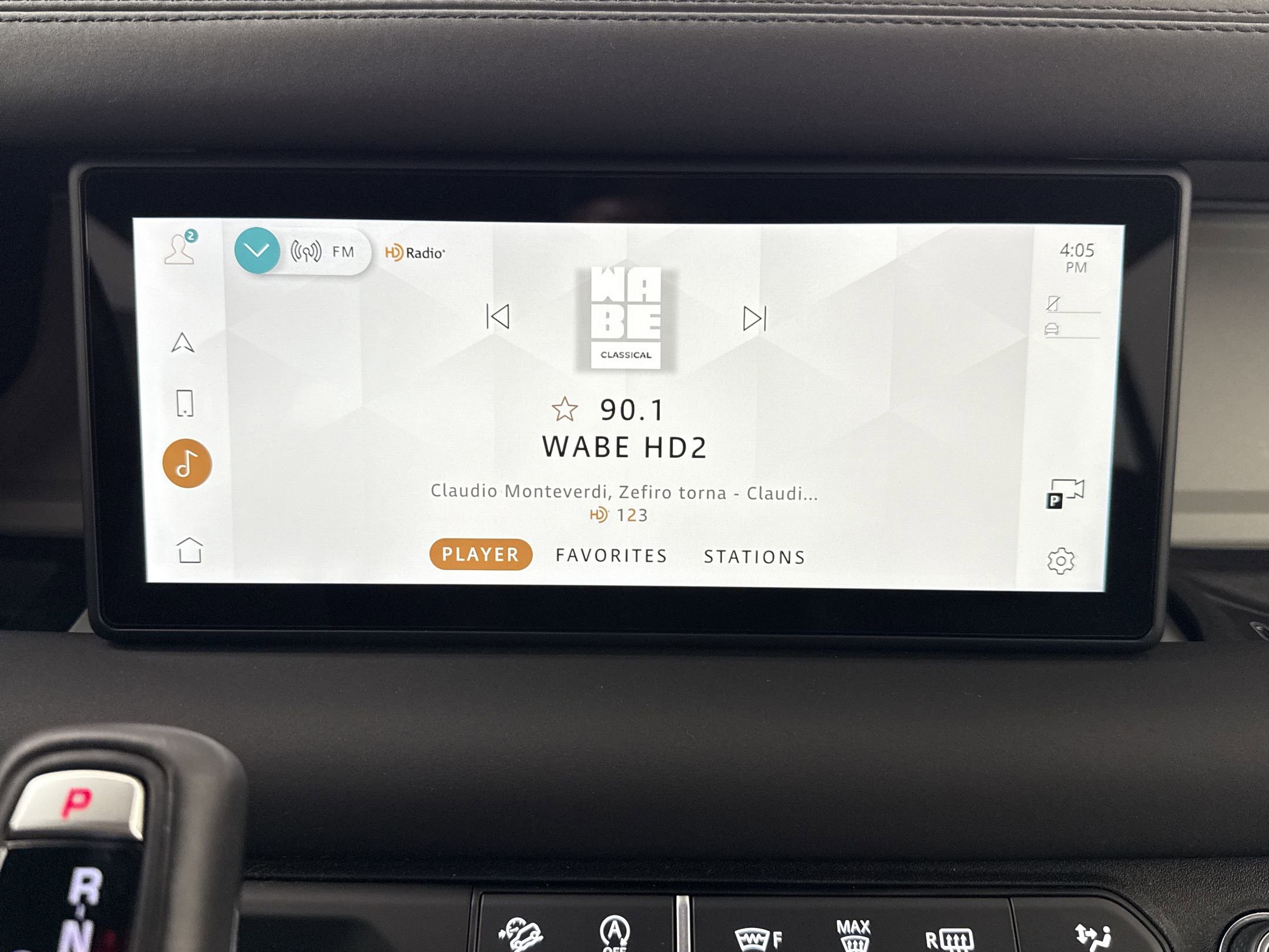 2024 Land Rover Defender 110 S