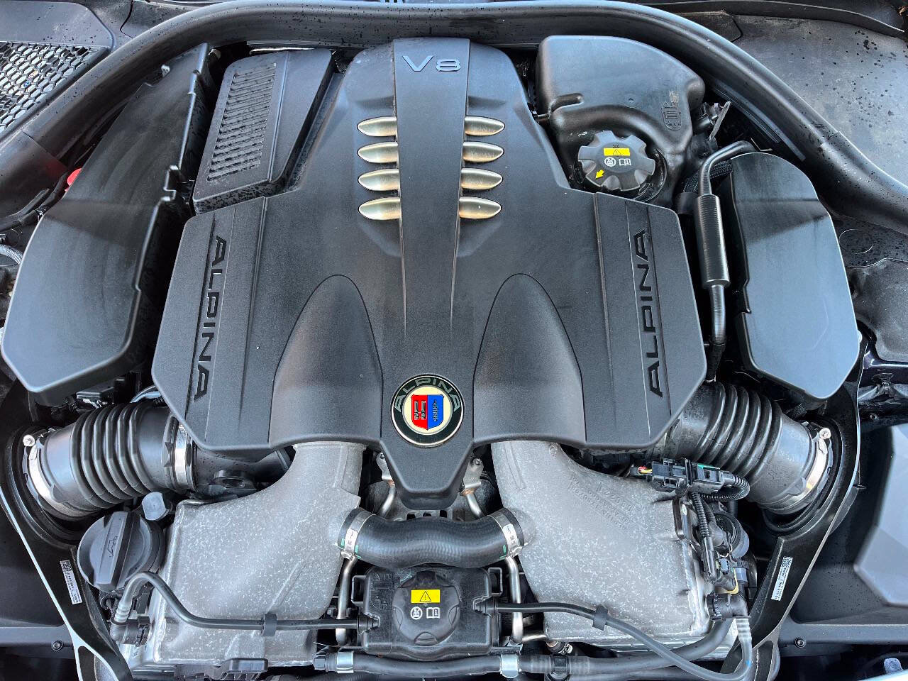 2022 BMW 8 Series Alpina B8 - Photo 8