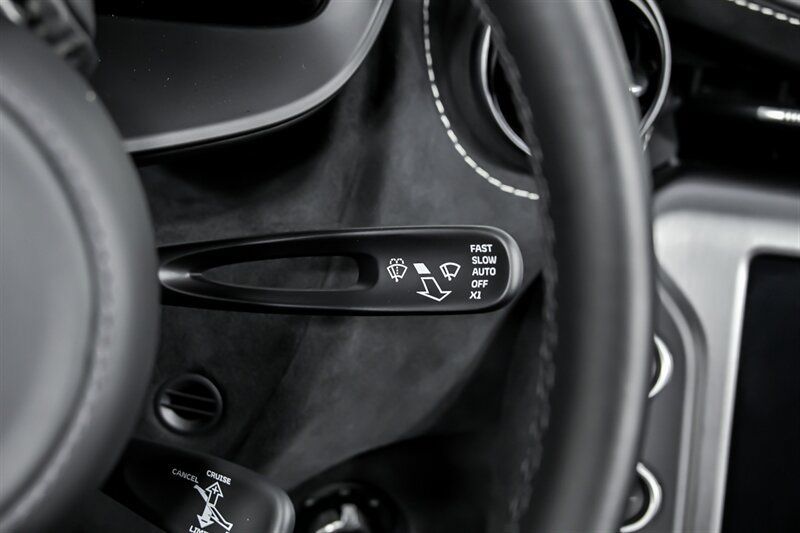 Used 2025 McLaren 750S Spider photo 27