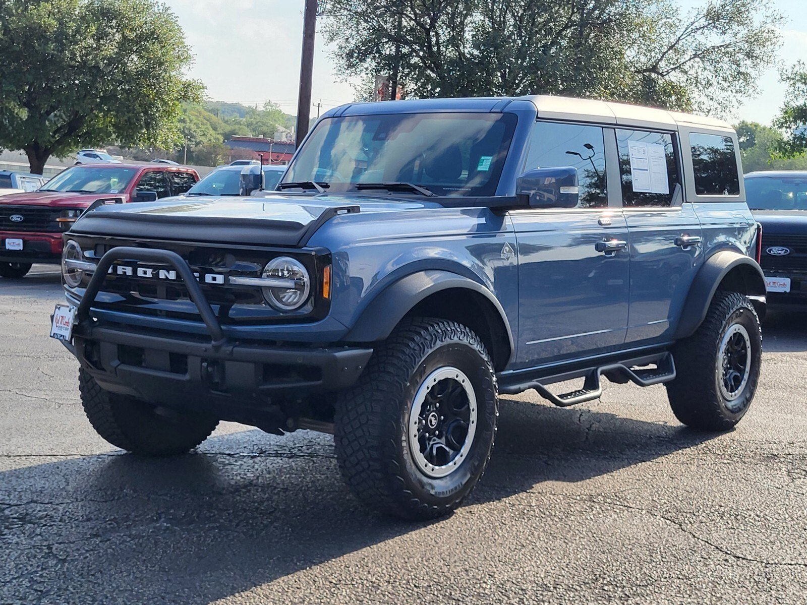 2023 Ford Bronco Outer Banks