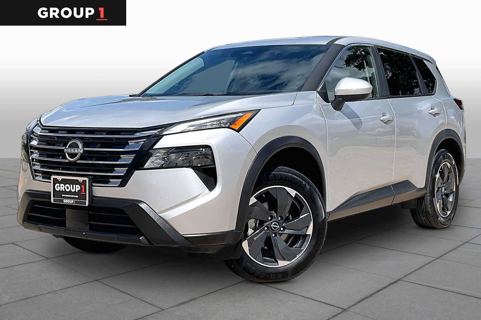Used 2025 Nissan Rogue SV