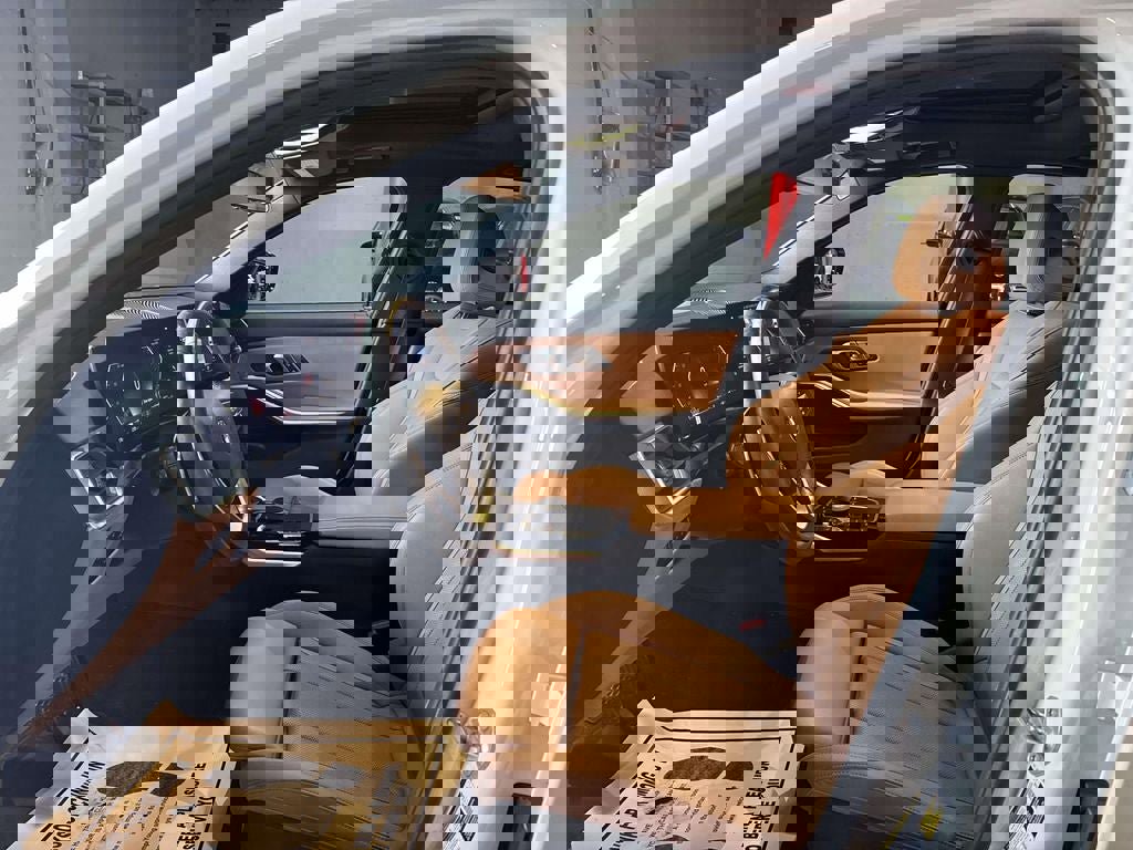 2023 BMW 330i xDrive Sedan