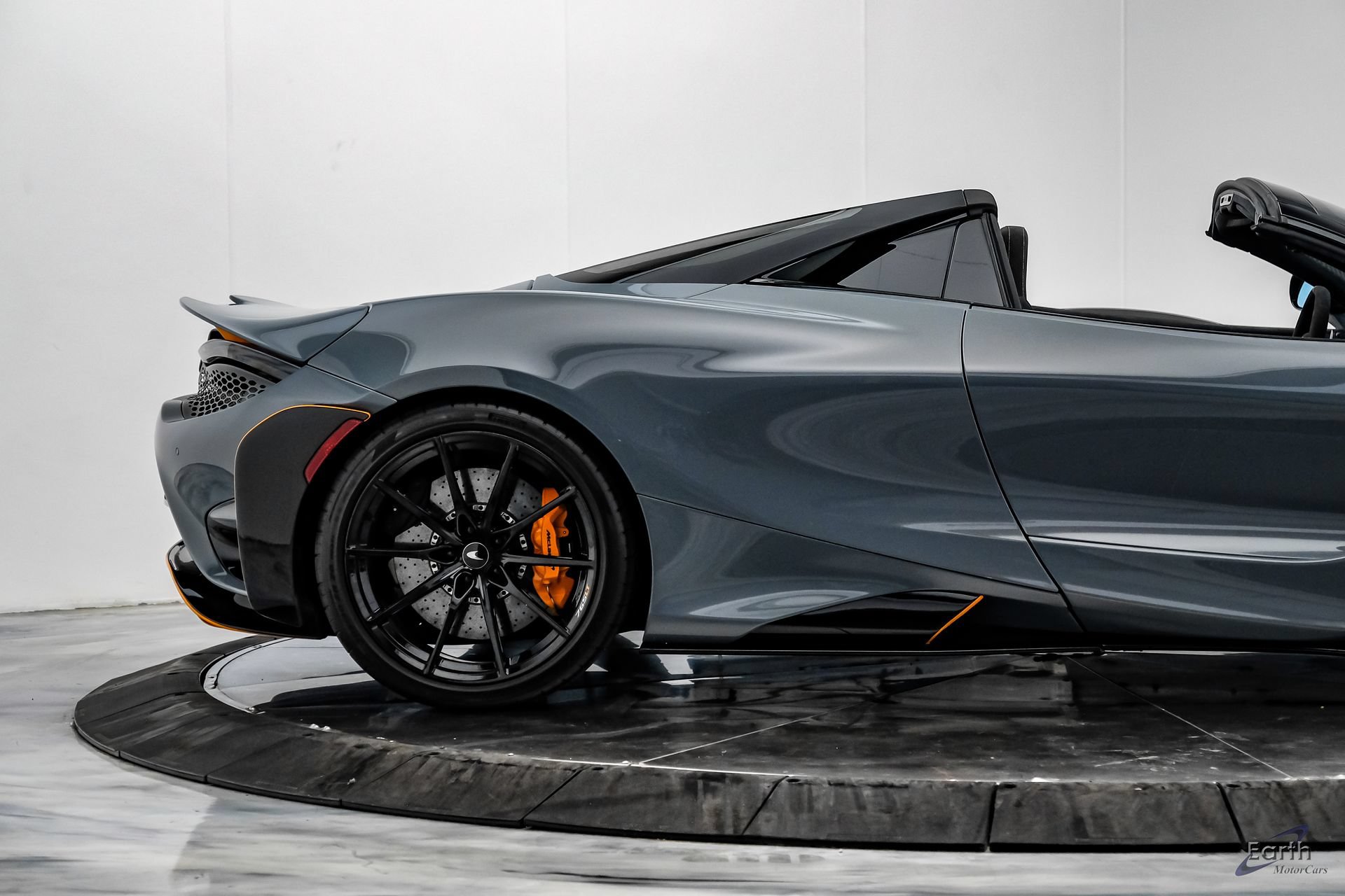 Used 2022 McLaren 765LT photo 30