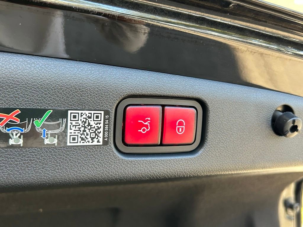 2025 Mercedes-Benz E 350 4MATIC Sedan