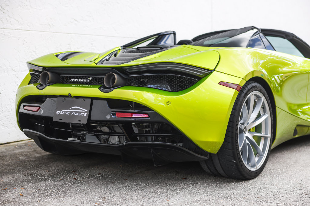 Used 2022 McLaren 720S Performance photo 9