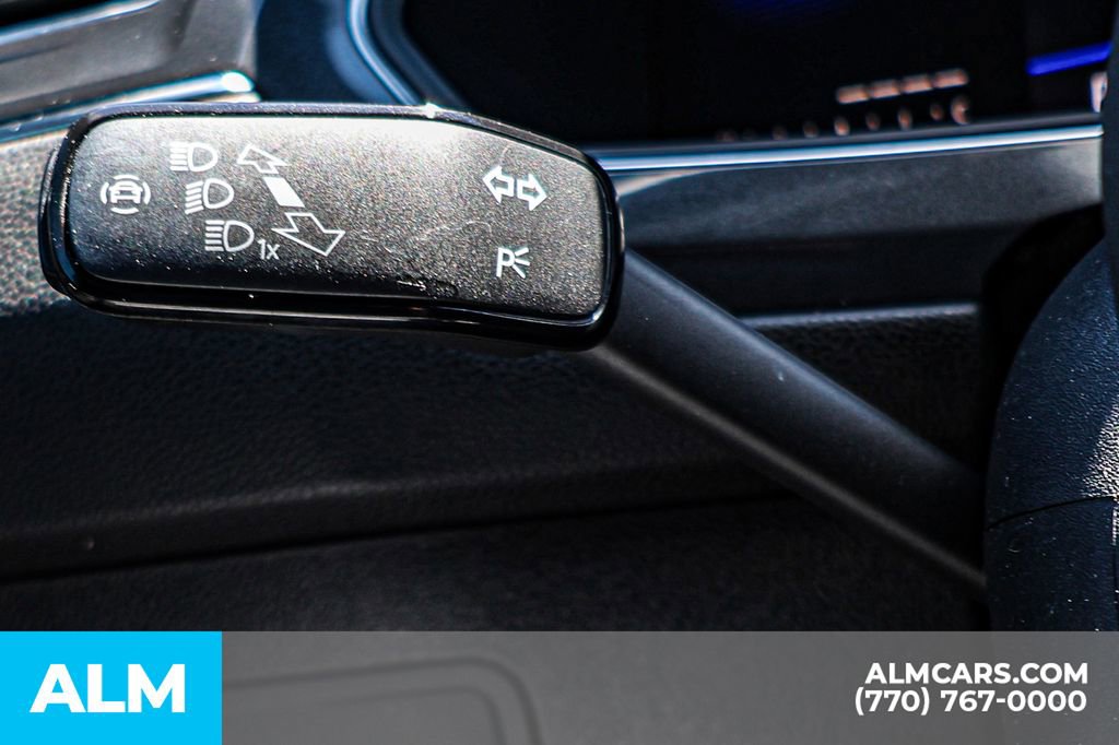 2023 Volkswagen Tiguan SE R-Line