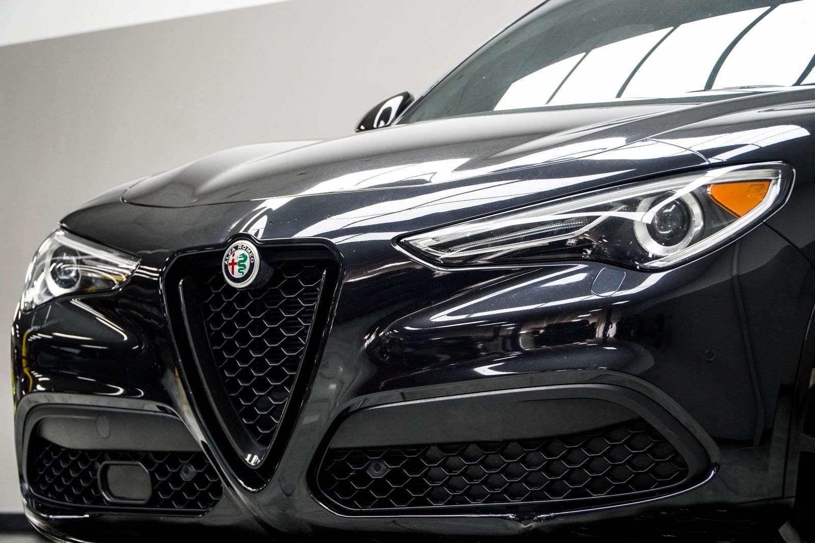 2023 Alfa Romeo Stelvio Veloce