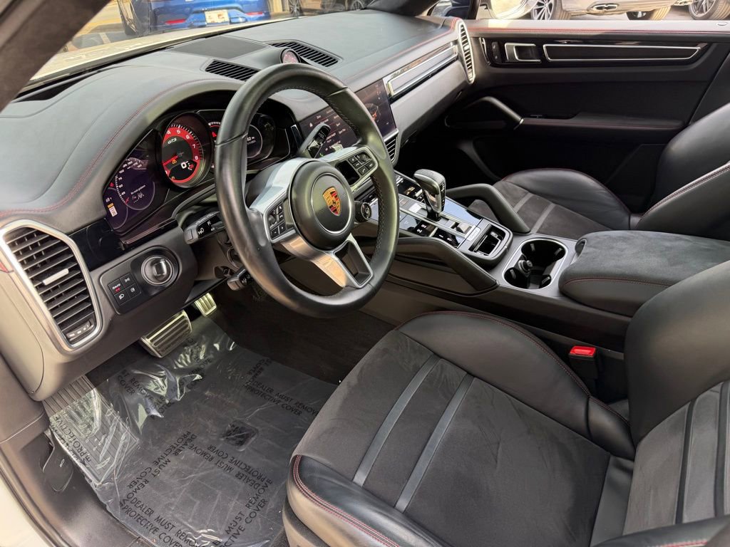 2023 Porsche Cayenne GTS