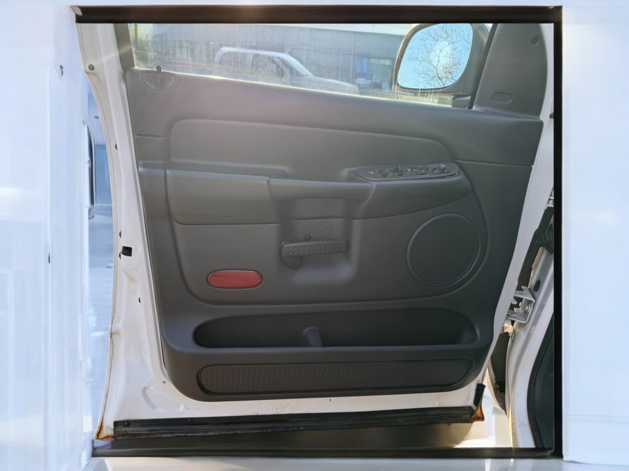 2005 Dodge Ram 1500 Truck SLT