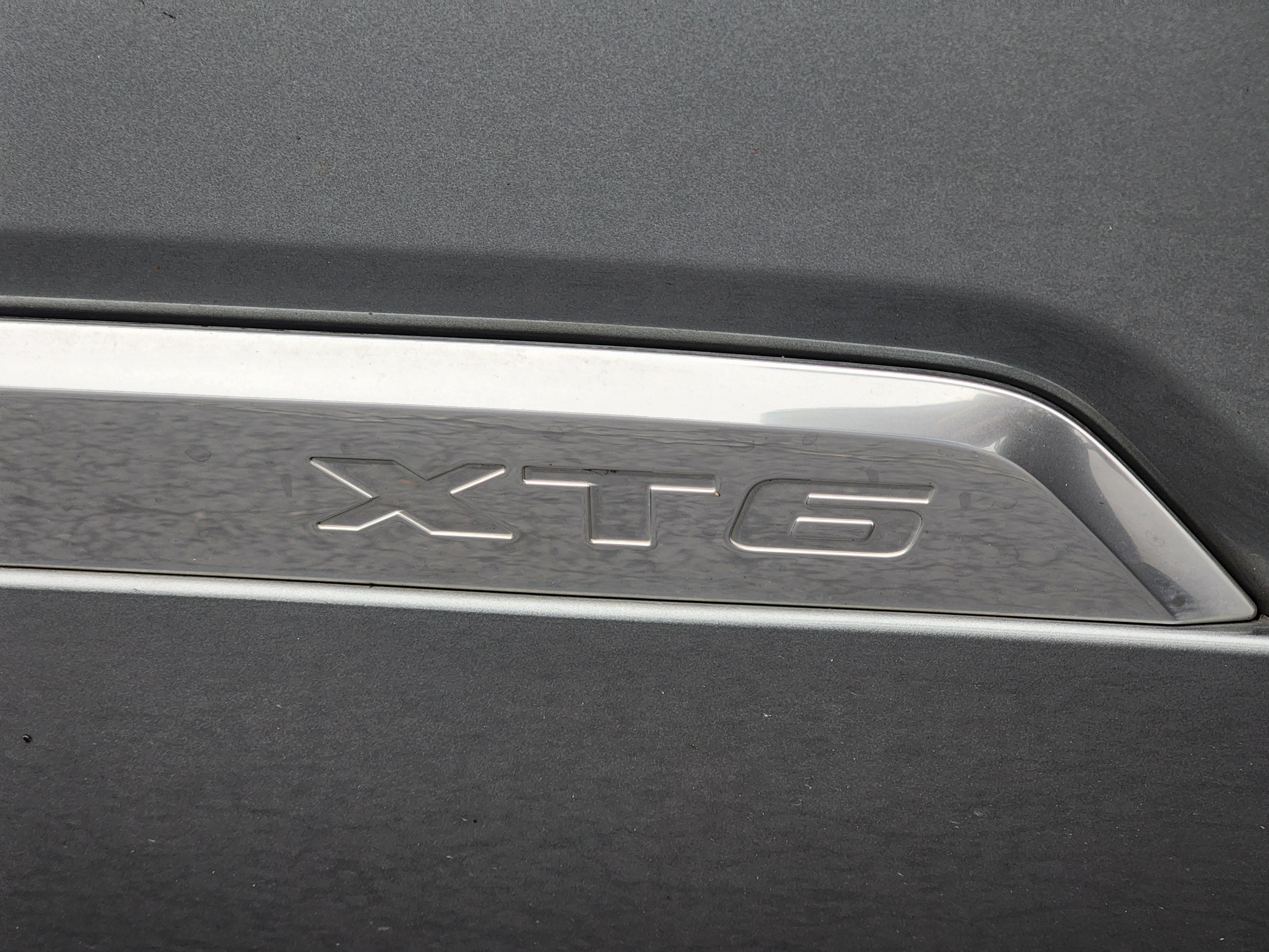 2023 Cadillac XT6 Sport