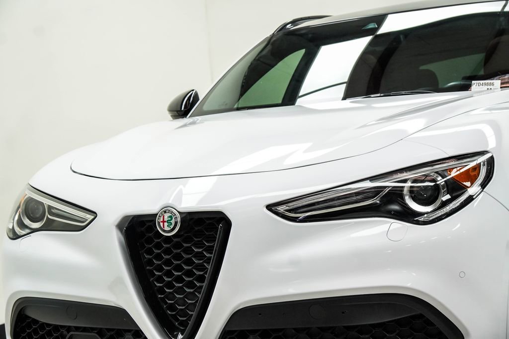2023 Alfa Romeo Stelvio Veloce