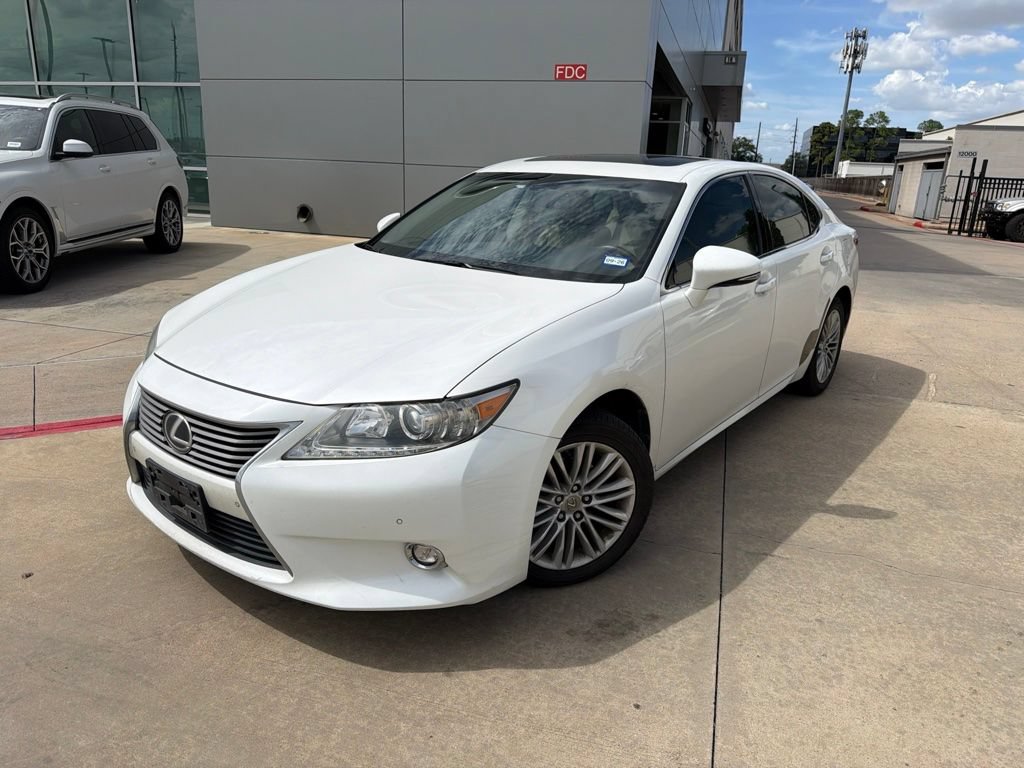 Used 2014 Lexus ES 350 w/ Luxury Package