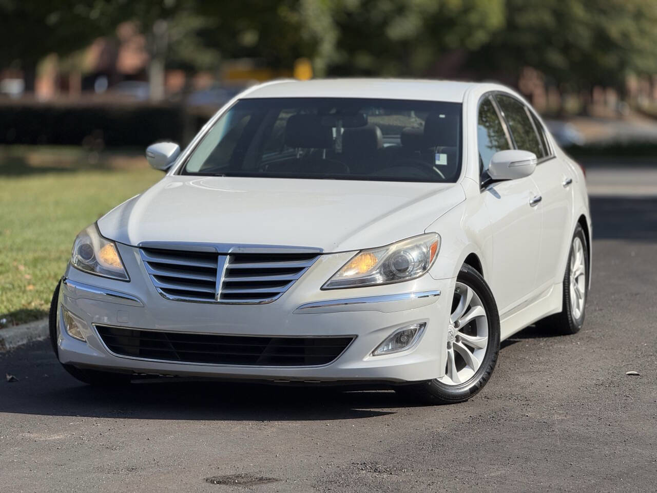 2013 Hyundai Genesis 3.8