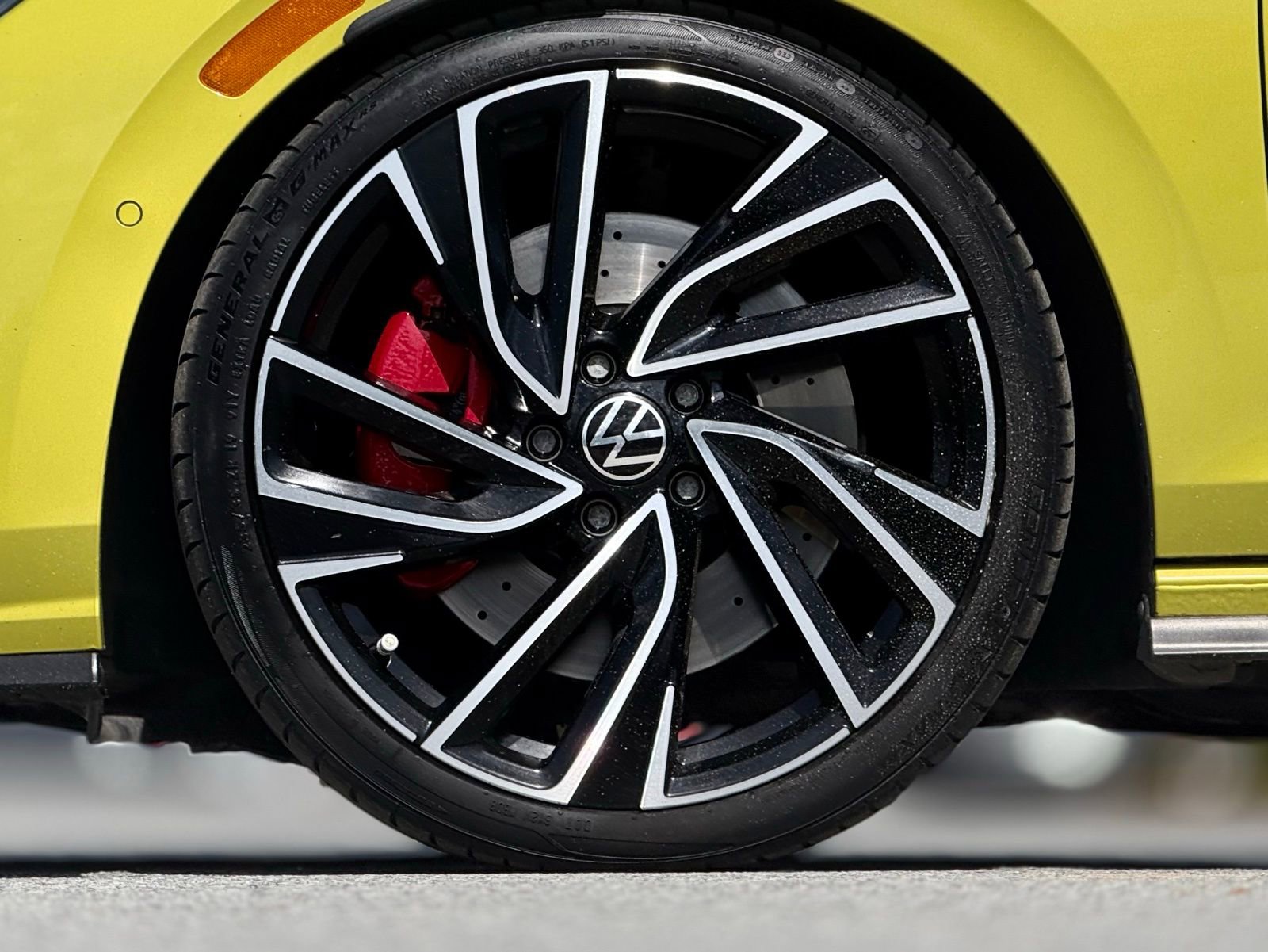 2022 Volkswagen GTI Autobahn