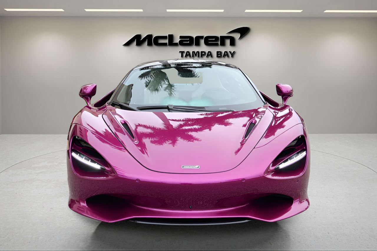New 2026 McLaren 750S photo 8