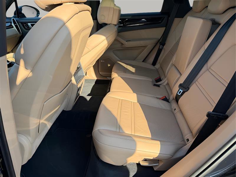 2019 Porsche Cayenne E-Hybrid