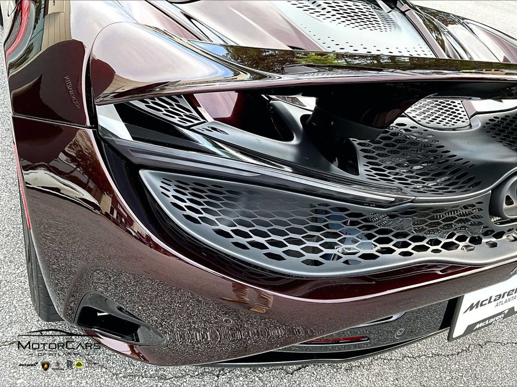 Used 2027 McLaren 750S Spider photo 25