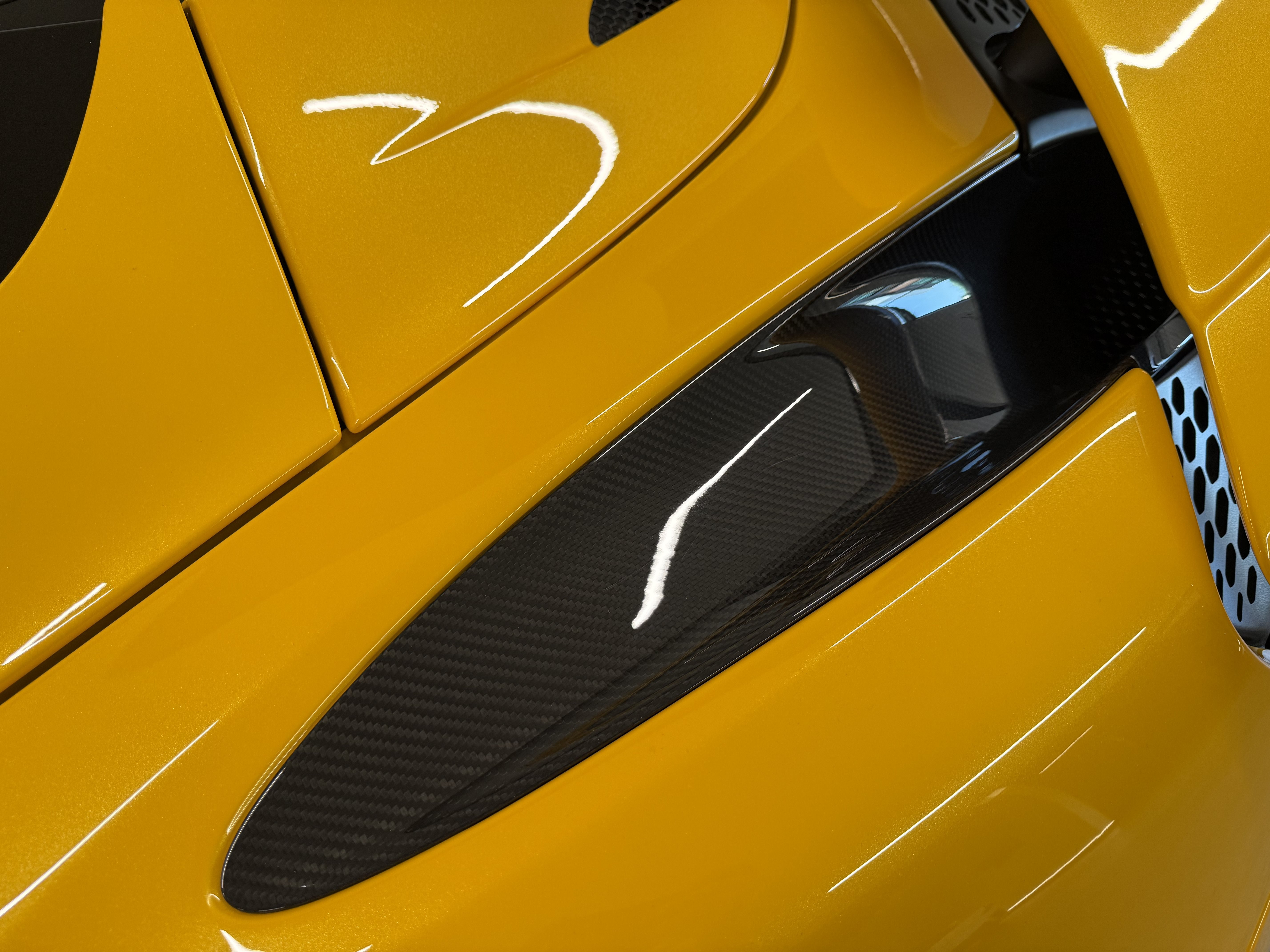 New 2027 McLaren 750S Spider photo 15
