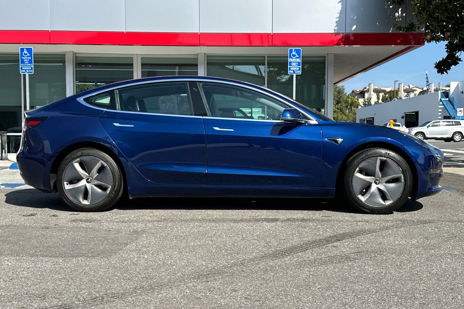 2019 Tesla Model 3 Standard Range Plus