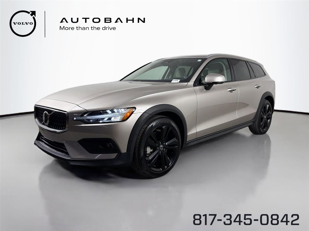 Certified 2023 Volvo V60 B5 Cross Country Plus w/ Protection Package Premier