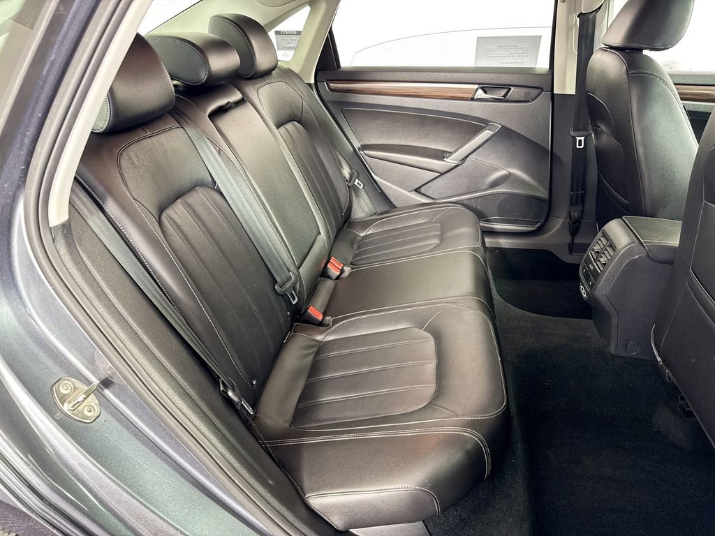 2022 Volkswagen Passat 2.0T