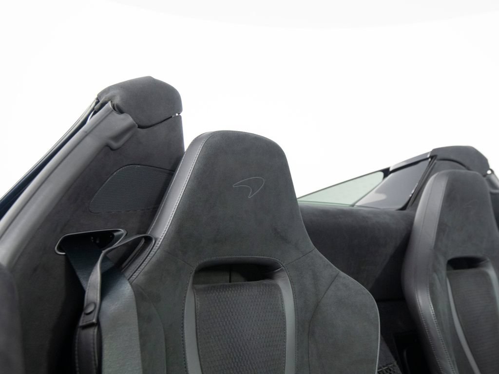 Used 2024 McLaren 750S Spider photo 38