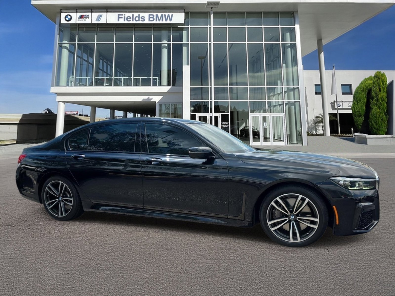 Used 2022 BMW 750i xDrive w/ Executive Package