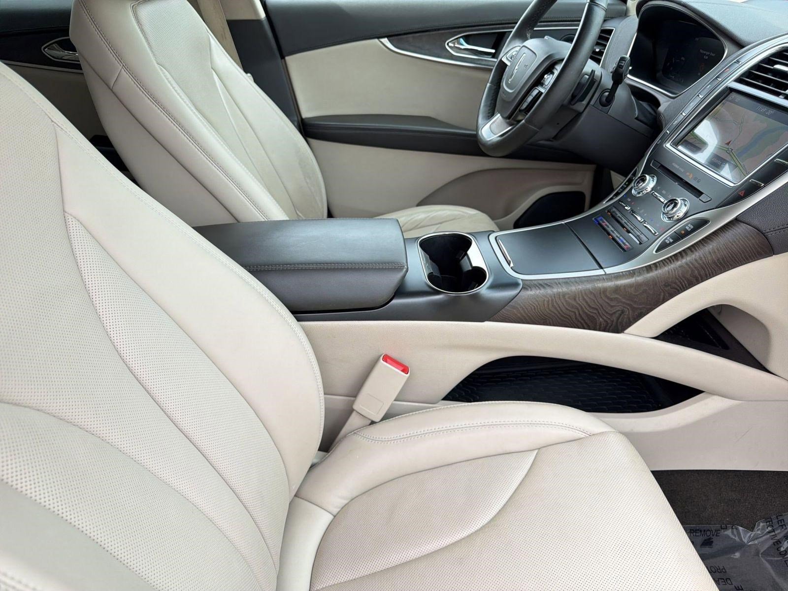 2020 Lincoln Nautilus Reserve