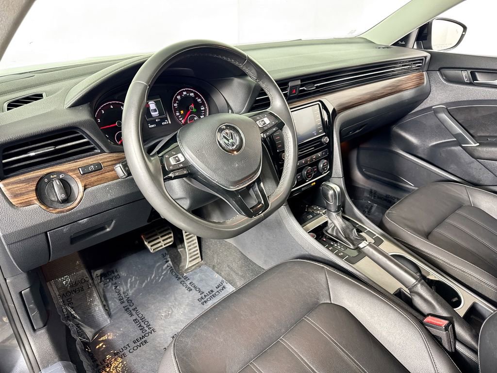 2022 Volkswagen Passat 2.0T