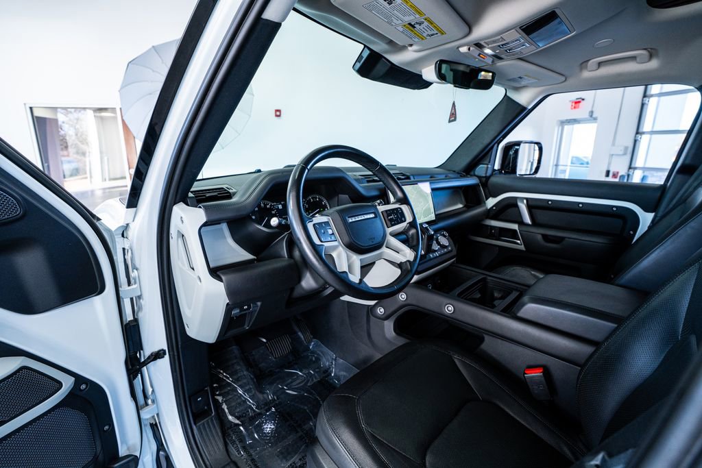 2023 Land Rover Defender 110 X-Dynamic SE