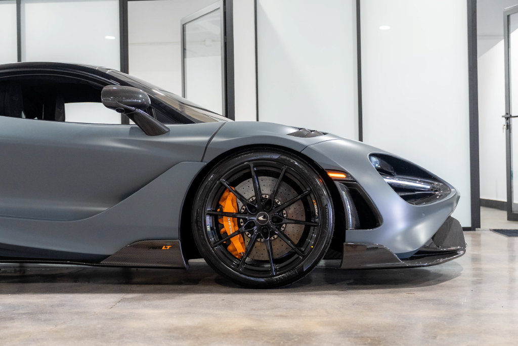 Used 2021 McLaren 765LT photo 8