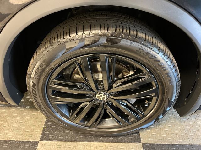 2022 Volkswagen Tiguan SE R-Line