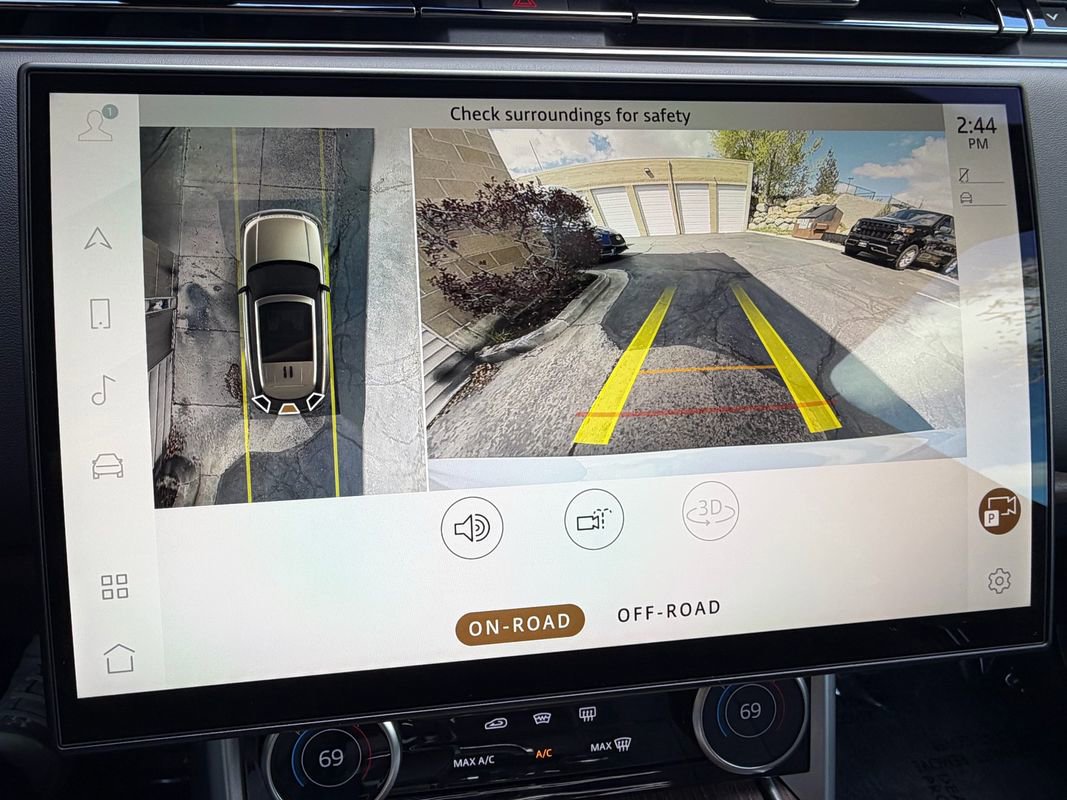 2023 Land Rover Range Rover SE