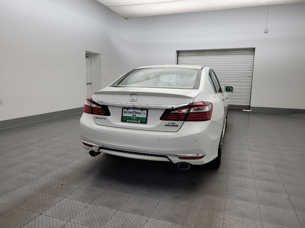 2017 Honda Accord Touring