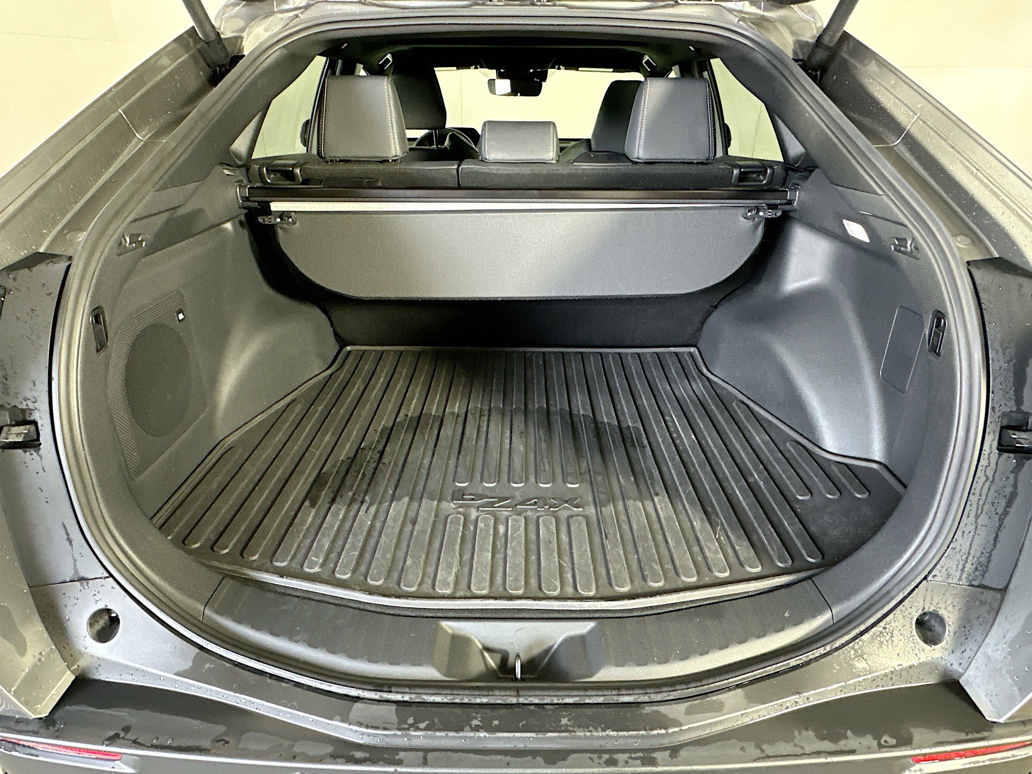 2023 Toyota bZ4X Limited