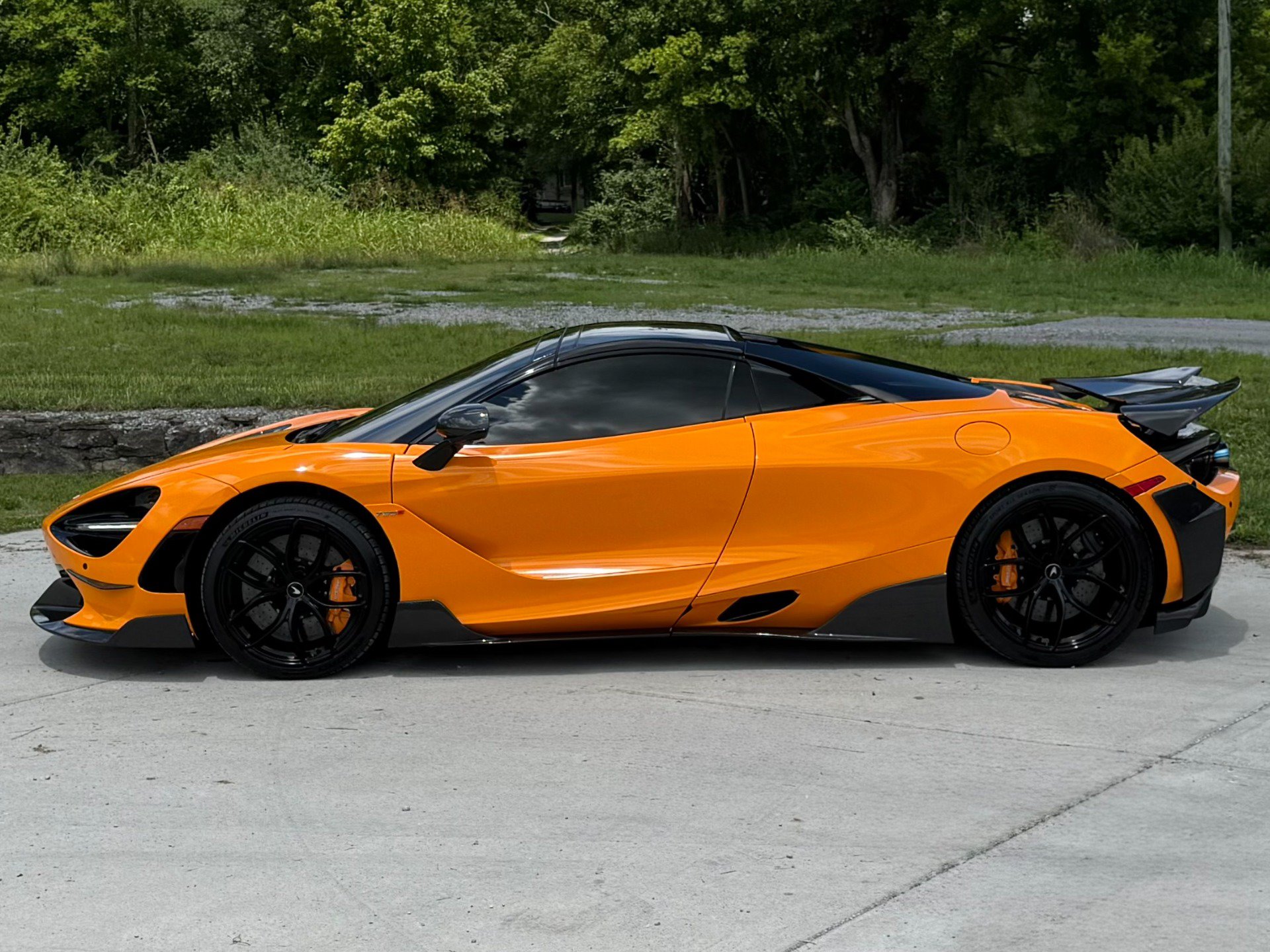 Used 2021 McLaren 720S Performance photo 16