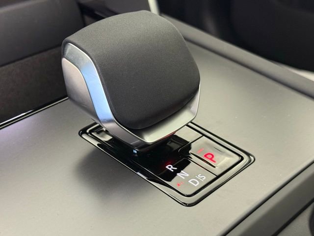 2025 Land Rover Discovery Sport S